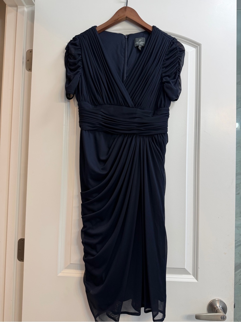 Adrianna Papell cocktail dress- size 6